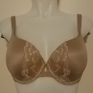 **Victoria Secret push up bra